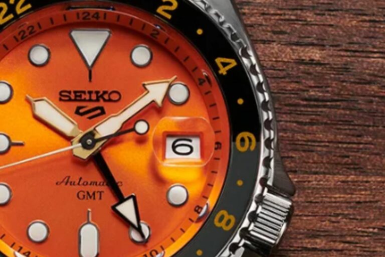Utsnitt av Seiko 5 Sports Automatic GMT klokke